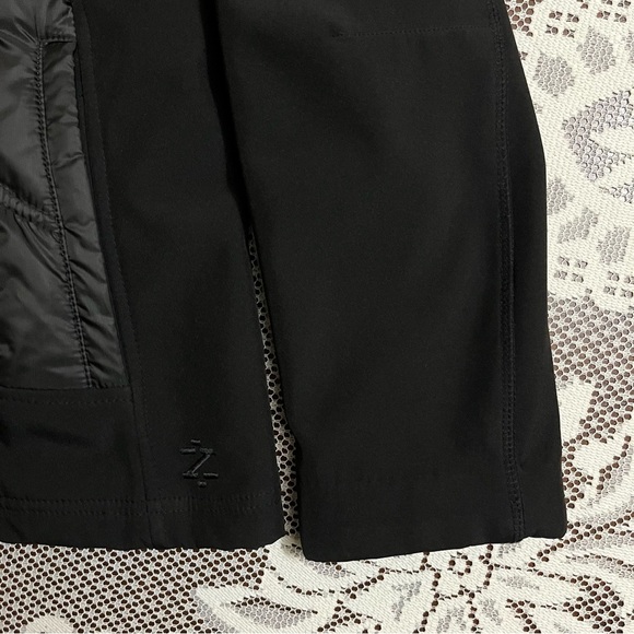 IZOD spring jacket - Picture 2 of 3